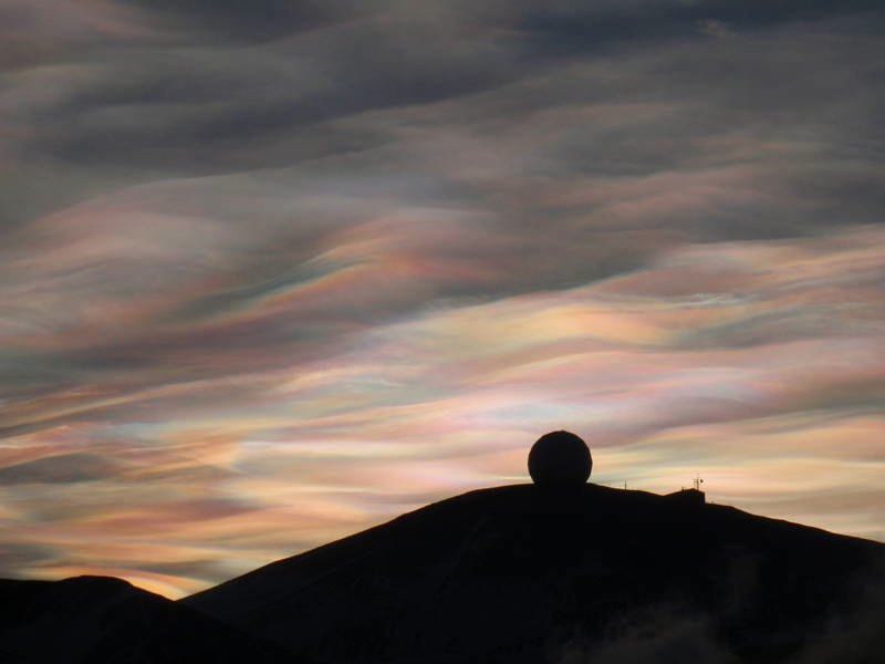 Nacreous Clouds over the NASA Radome -4-