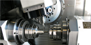 For the configuration of the machine, the user has the choice between several dividing heads for diameters ranging from 37 mm at 8,000 rpm to 65 mm at 3,000 rpm.