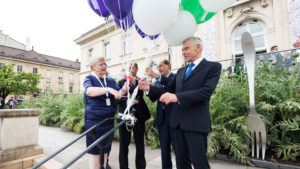 The President of the Swiss Confederation, Johann Schneider-Ammann, the Chairman of the Board of Directors of Nestlé, Peter Brabeck-Letmathe, and Nestlé’s Chief Executive Officer, Paul Bulcke, were all present