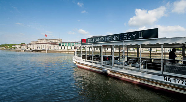 New Hennessy tour: a 360°, Herssenny, LVMH, Louis Vuitton, heart of the House